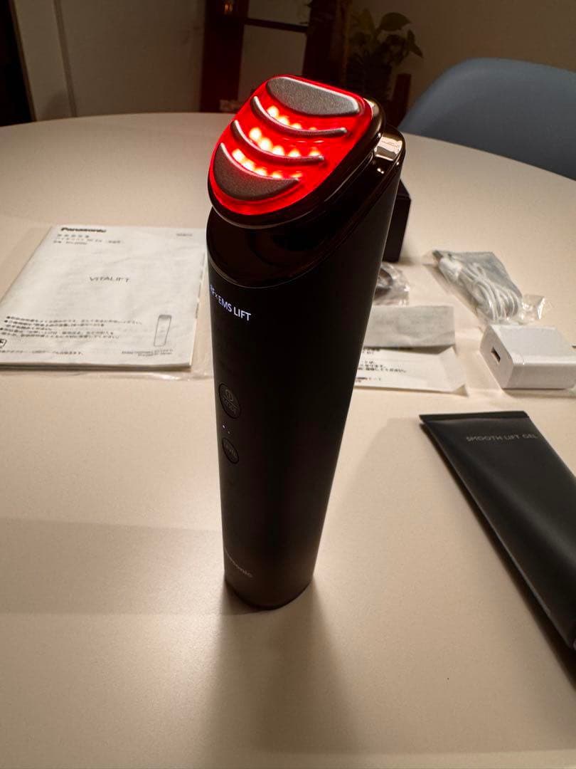 【美品】パナソニック最上位モデル美顔器　バイタリフト　RFEX EH-SR86