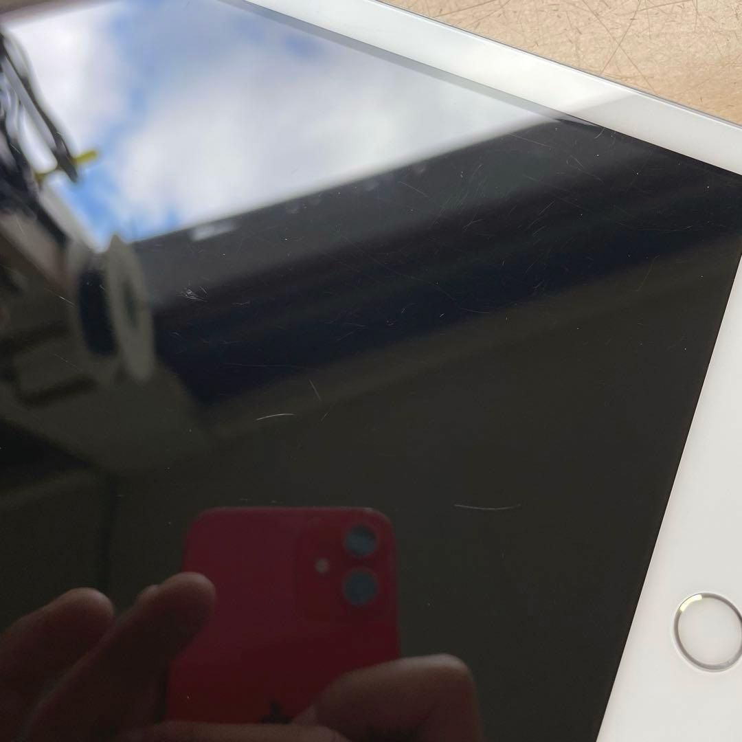 iPad 第6世代　A1893　Wi-Fiモデル　シルバー　32GB #9