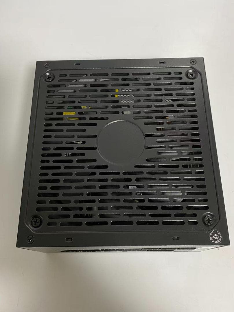 ほぼ未使用 1200W 80PLUS PLATINUM 電源ユニット