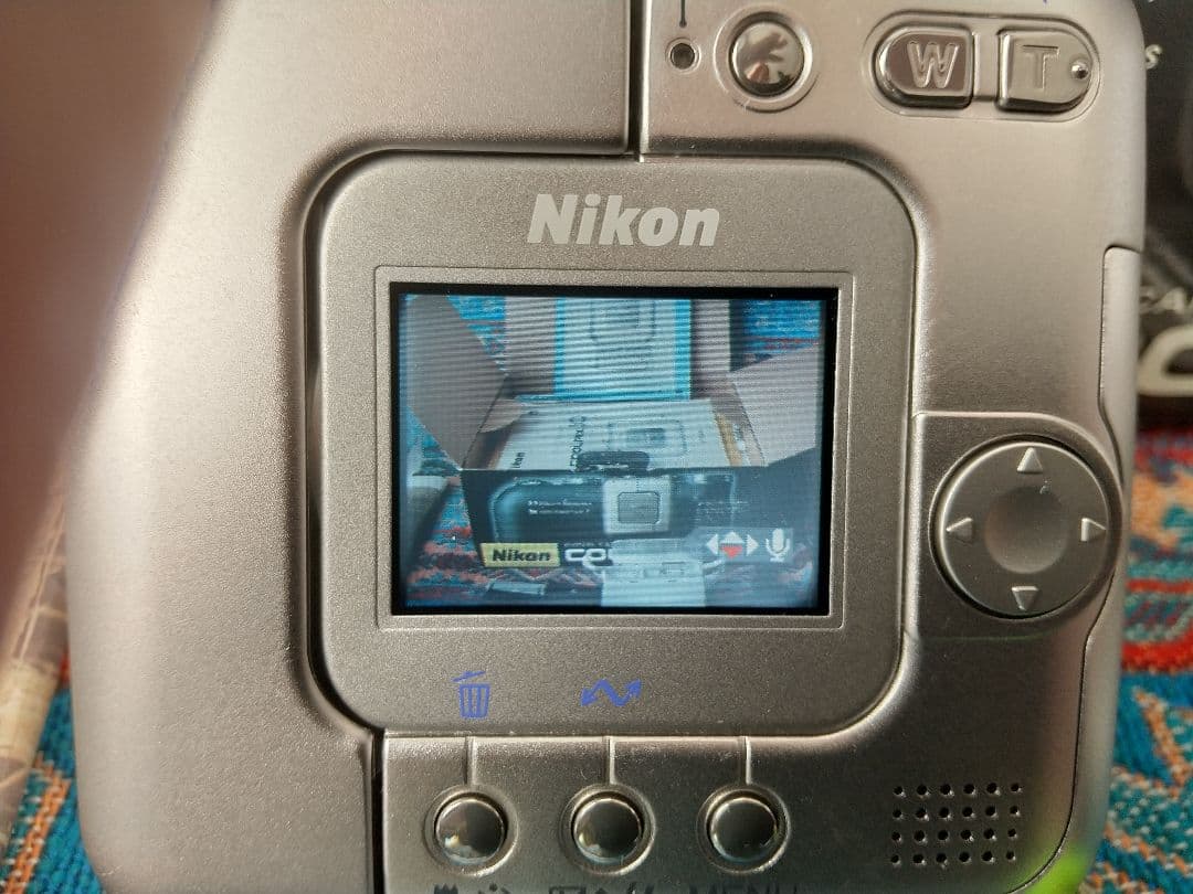 ニコン COOLPIX SQ 元箱、バッテリー3個付き