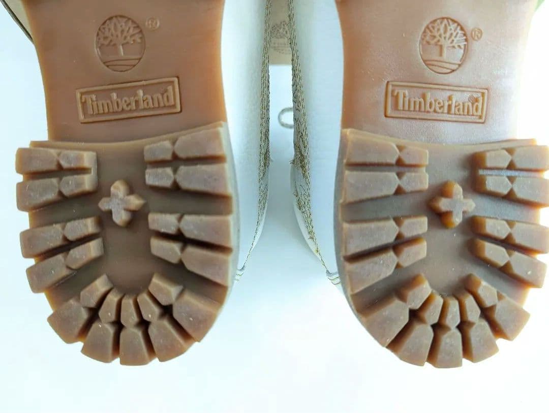 Timberland ティンバーランド　ホワイトブーツ レディース