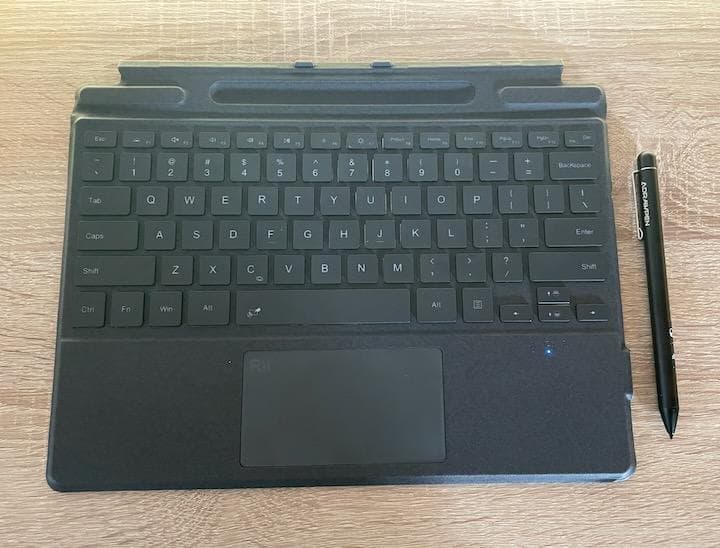 Surface Pro8 i5/ 8G/ 256GB キーボード、ペン付き