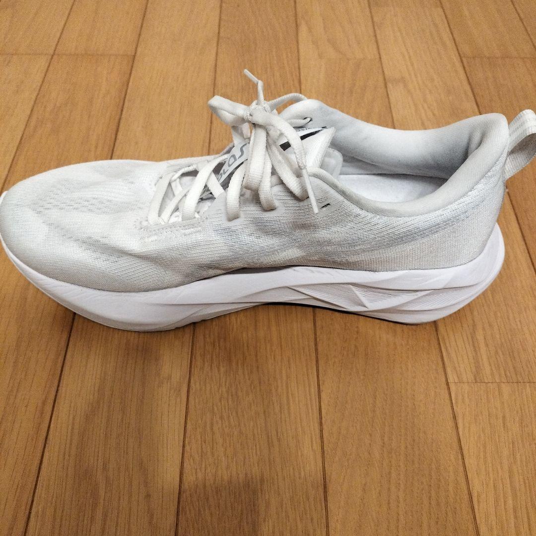 【asics】アシックス NOVABLAST5（ノヴァブラスト5） 27cm