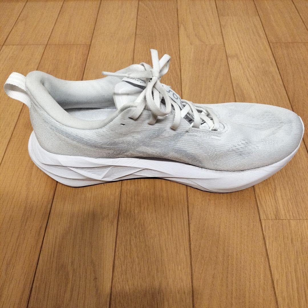 【asics】アシックス NOVABLAST5（ノヴァブラスト5） 27cm