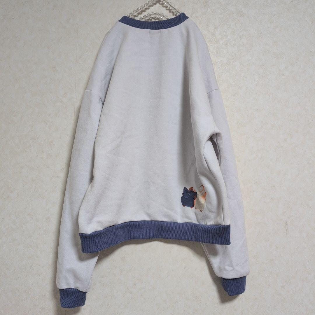 もこもこアップリケスウェット にたものどうし ゾロア＆ヒスイゾロア