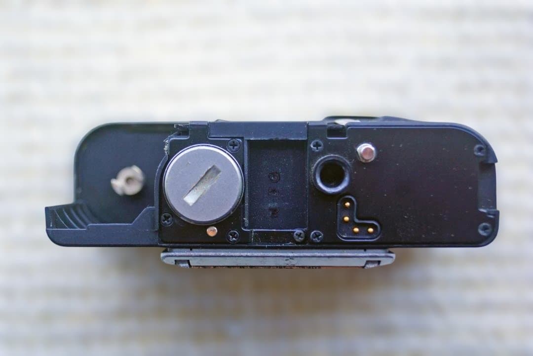 【ジャンク】初代 CONTAX T 35mmフィルムカメラ【ストロボ付き】