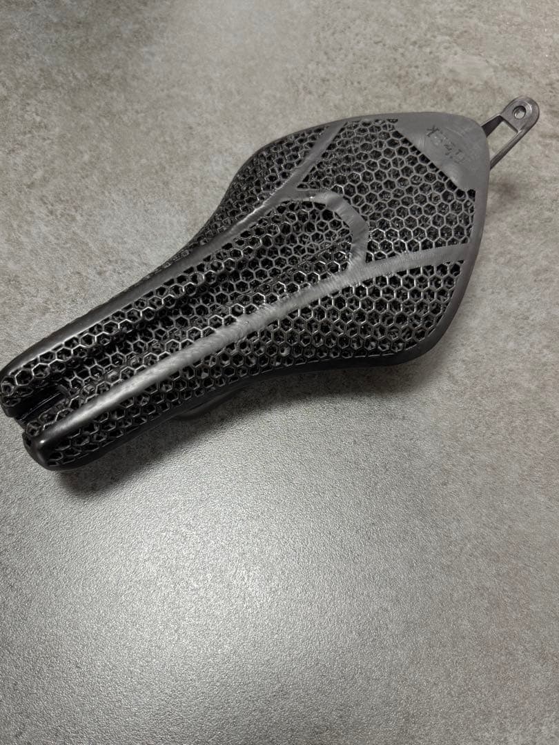 TRANSIRO AERIS LD R1 ADAPTIVE カーボンレール