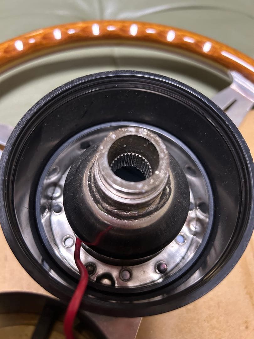 NARDI TOKYOホーンボタン付きウッドステアリング直径36.5cmボス付き