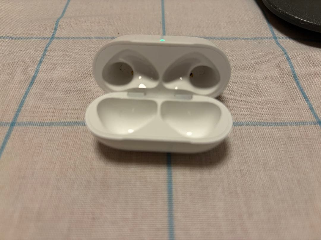 赤*猿様 AirPods (第4世代) ANC アクティブノイズキャンセリング