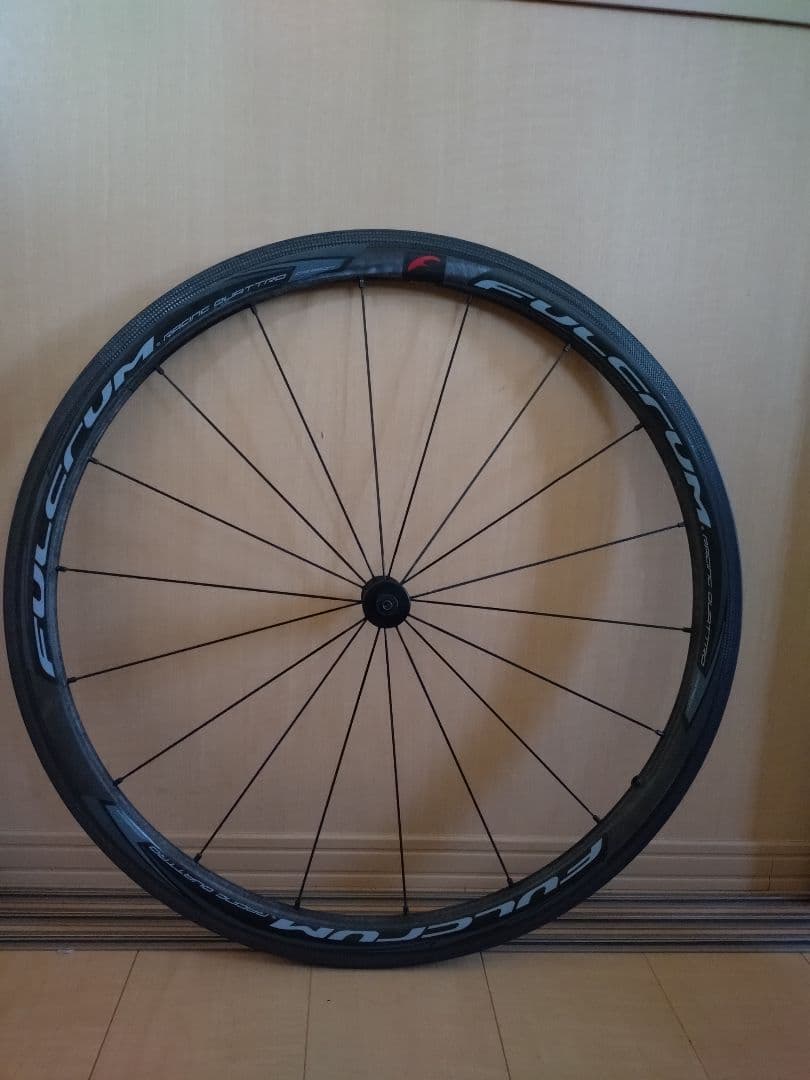 フルクラム レーシングクアトロカーボン