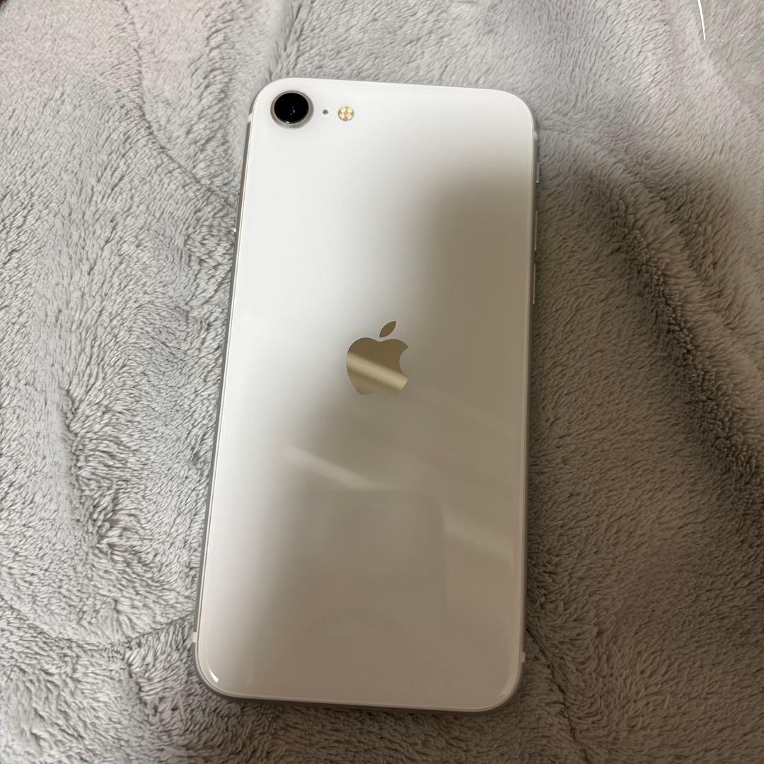 Apple iPhone se2 ホワイト