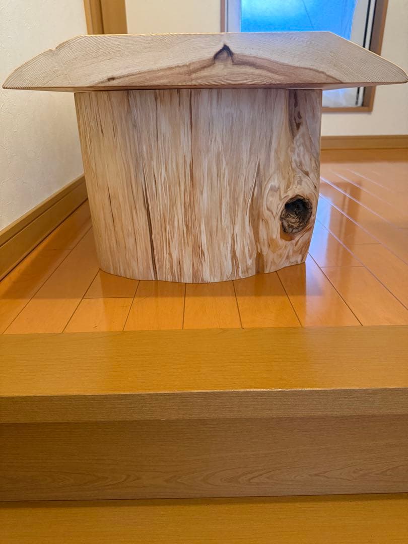 天然杉一枚板でか節テーブル 両面使用可能蜜蝋クリーム仕上げ‼️