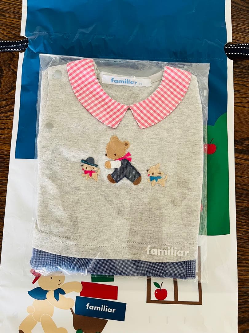 新品未使用　ファミリア　襟付き　袖付きロンパス　出産祝い　ギフト　チェック