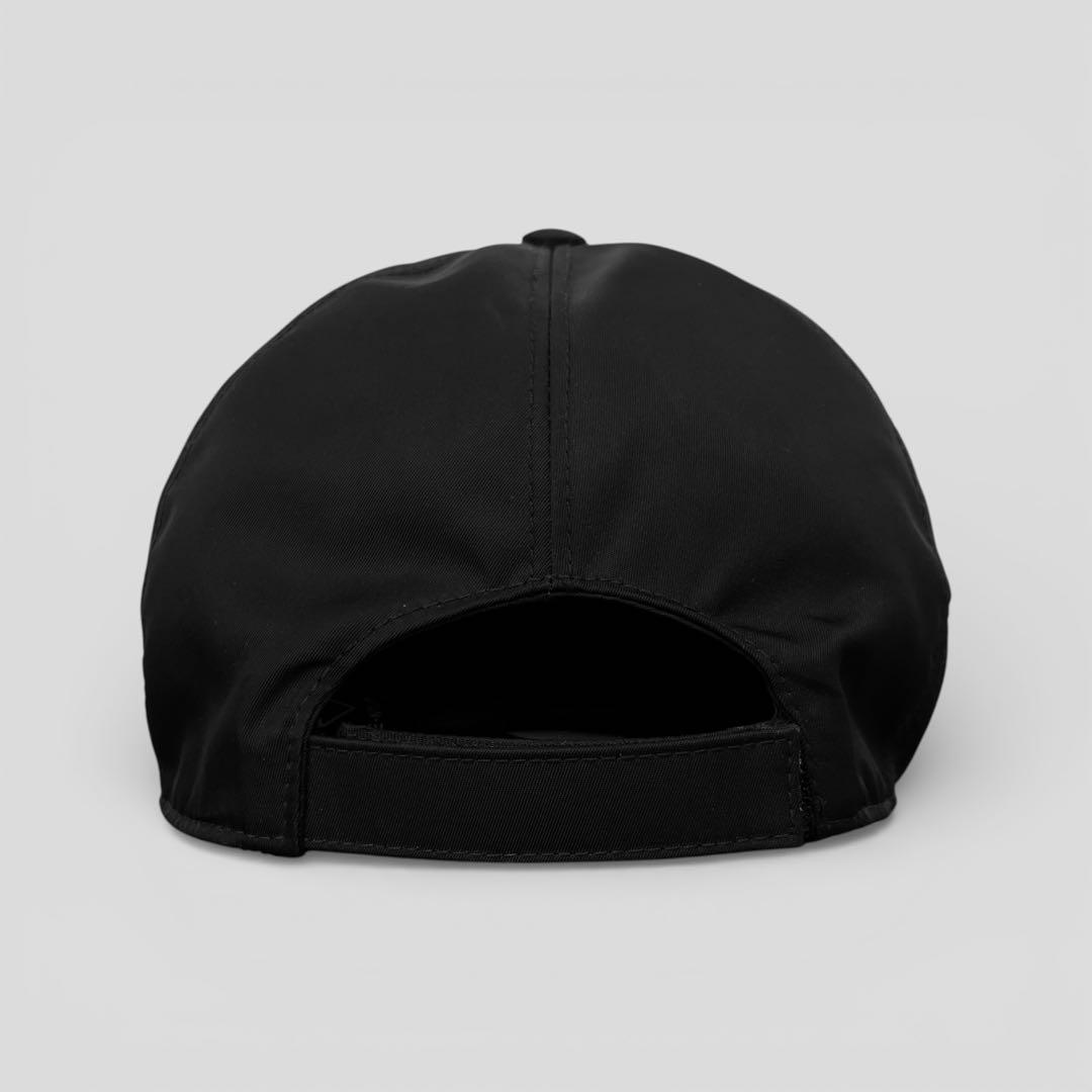 現行モデル 美品 プラダ ナイロン キャップ ブラック ロゴ XL PRADA