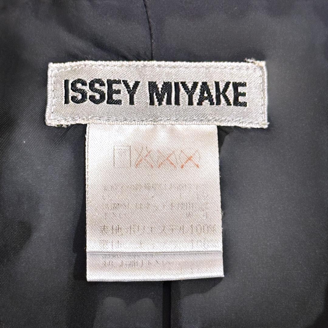 ISSEY MIYAKE プリーツシャツ　黒　サイズM　HR0824