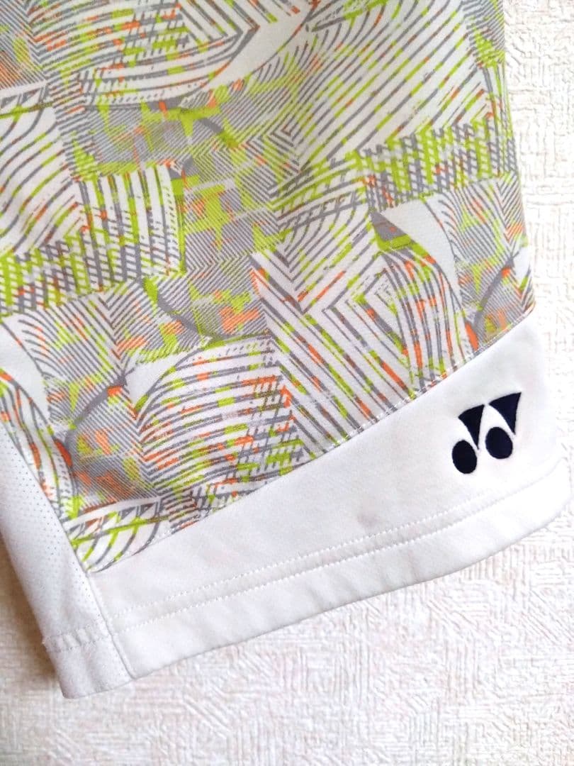 ヨネックスホワイト系ゲームウェア上下セット L