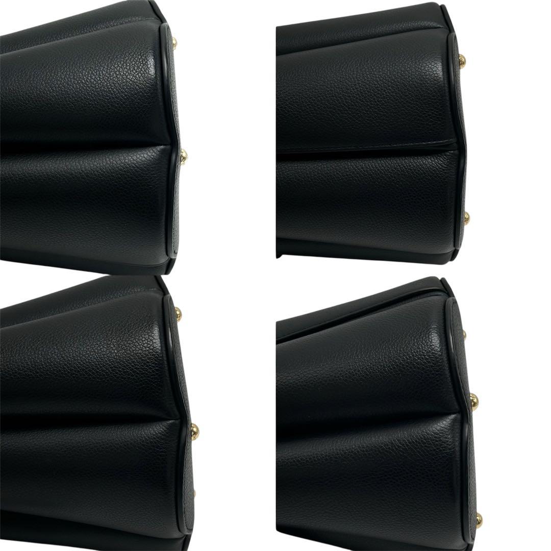 美品 ポレーヌ カヌレ ショルダーバッグ ブラック レザー レディース 斜めがけ