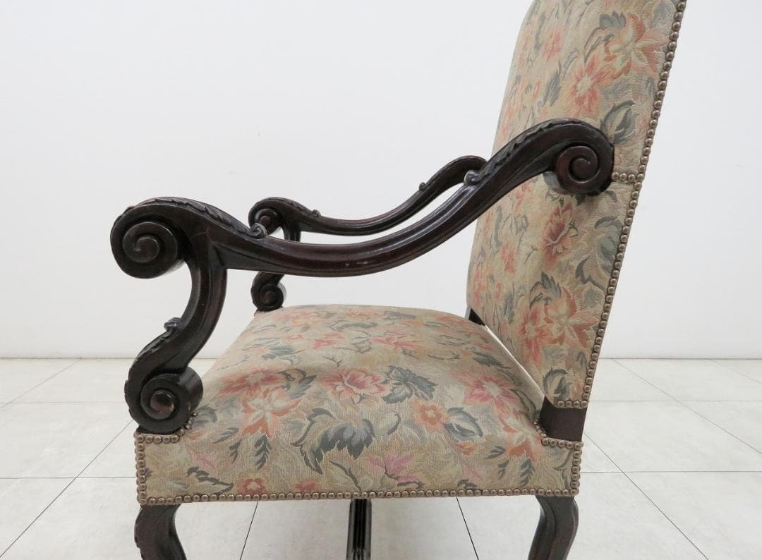 フランスアンティーク アームチェア ウォルナット ゴブラン織り バロック様式 ①