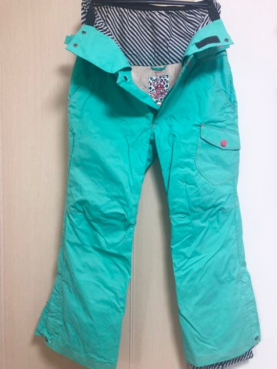 プーさんスノボーウェア