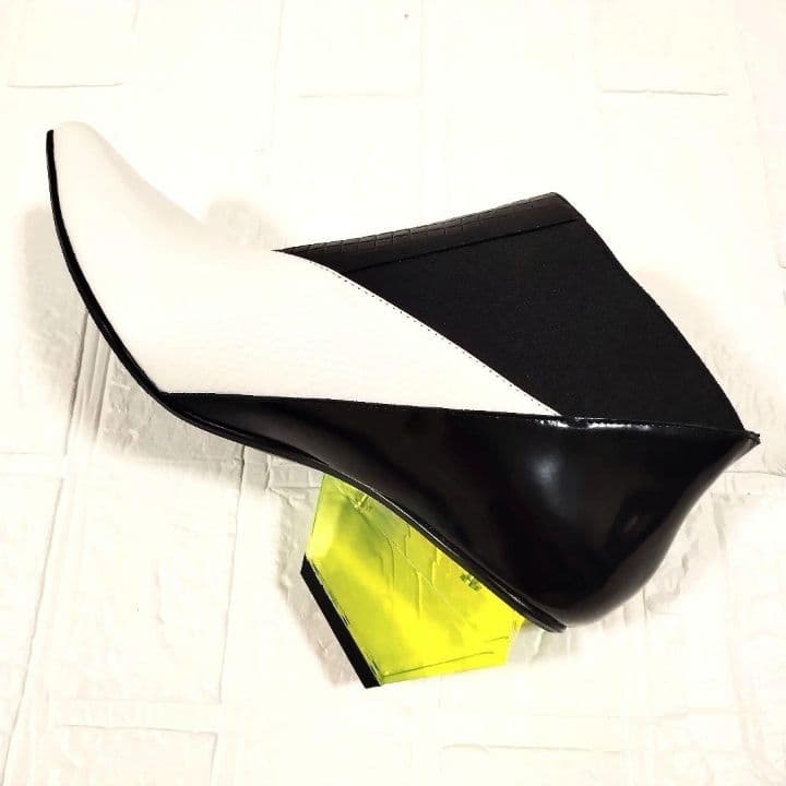 美品 UNITED NUDE ブーツ ダイヤ型ヒール サイズ25.5 完売品