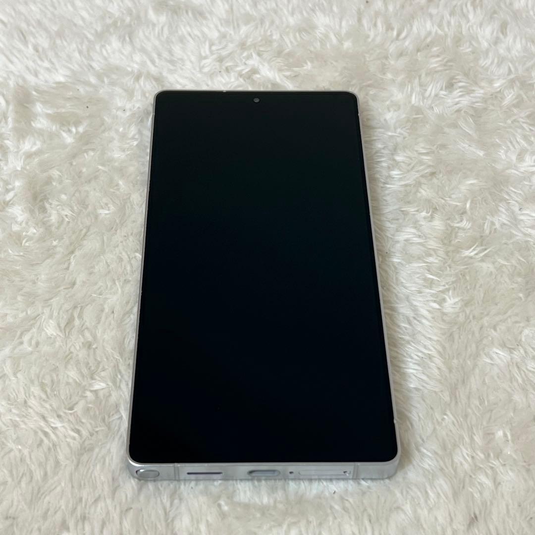 ★Galaxy S25 ultra 512GBホワイトシルバー 美品 j02