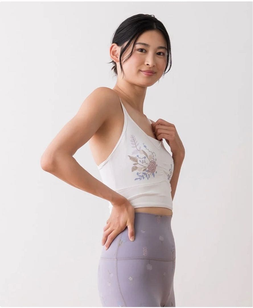 SUKALAフラワーブーケブラトップⓂ️新品未使用品☆マルチストラップのおまけ付き