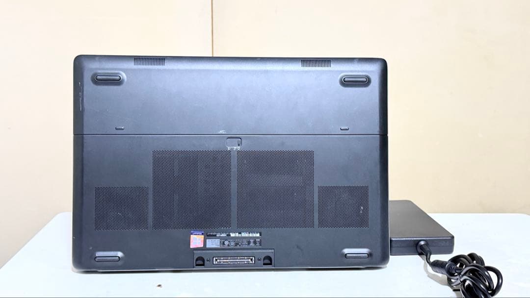 p*e様 precision 7720 xeon E3-1575m v5 p40