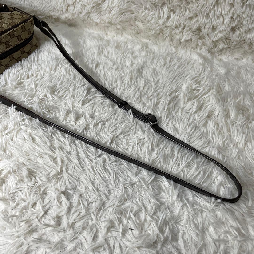 【良品】GUCCI グッチ　ショルダーバッグ　サコッシュ　キャンバス　ブラウン