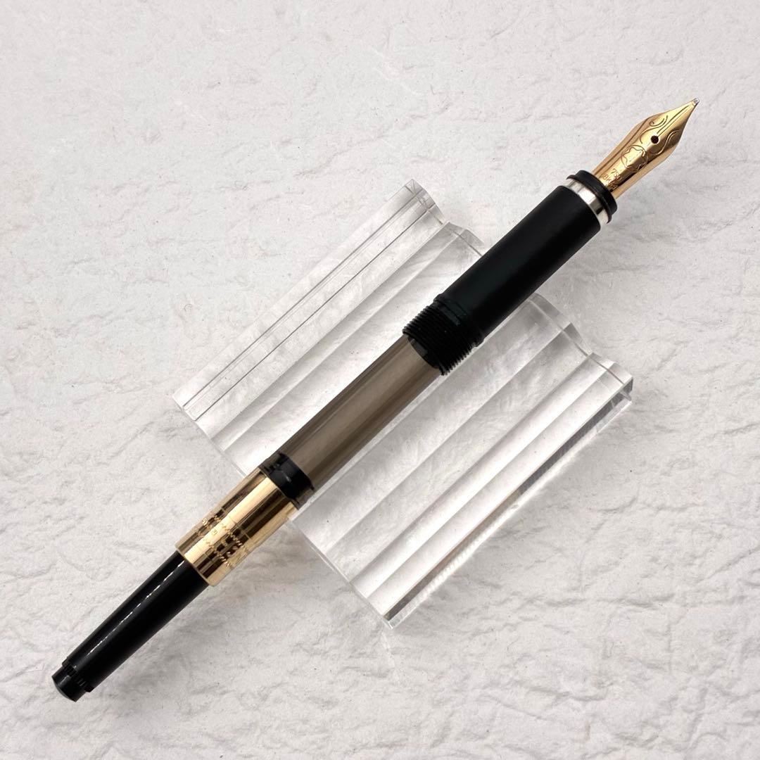 モンブラン Mont Blanc 万年筆 ノブレス レッド マーブル 18K M