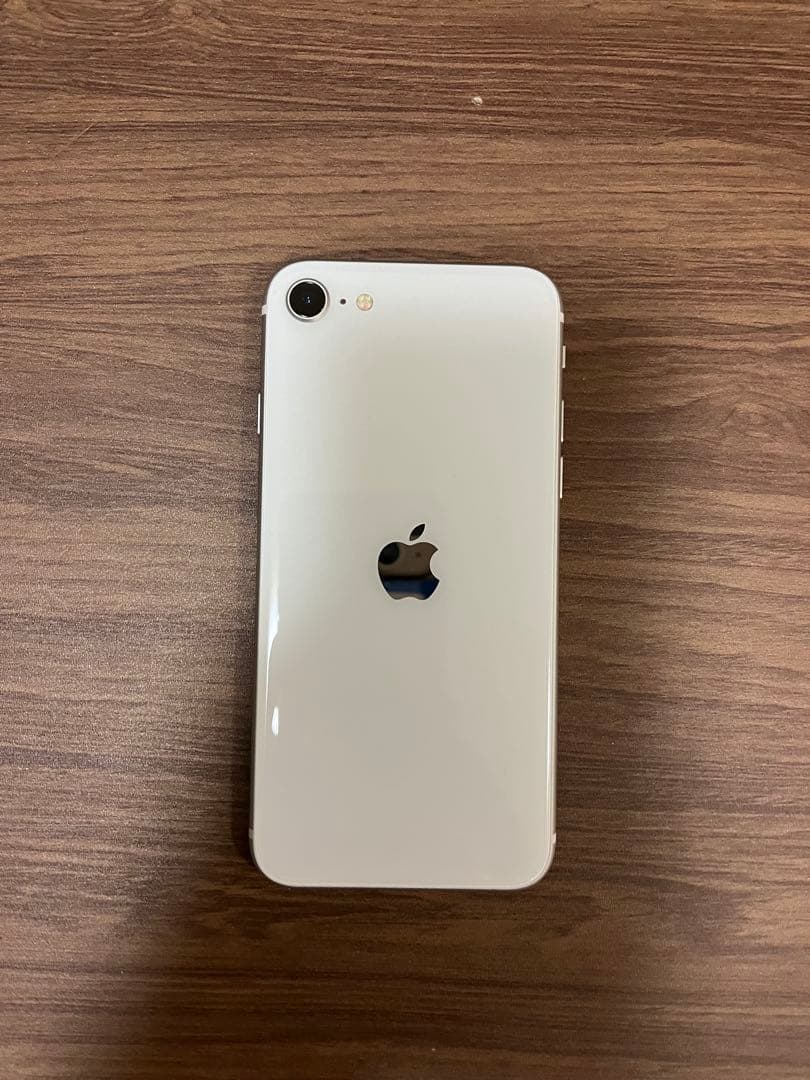 津*田様 Apple iPhone SE第2世代　ホワイト 本体美品スマホケース