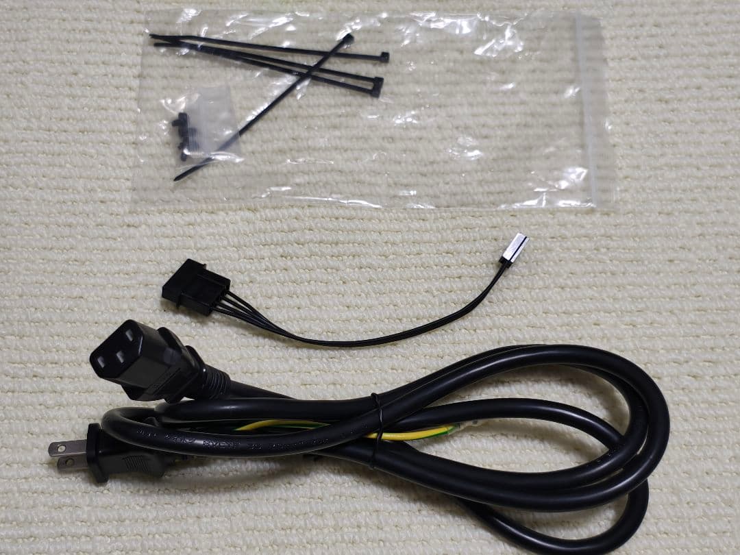 電源ユニット thermaltakeTOUGHPOWERGF11000WGOLD