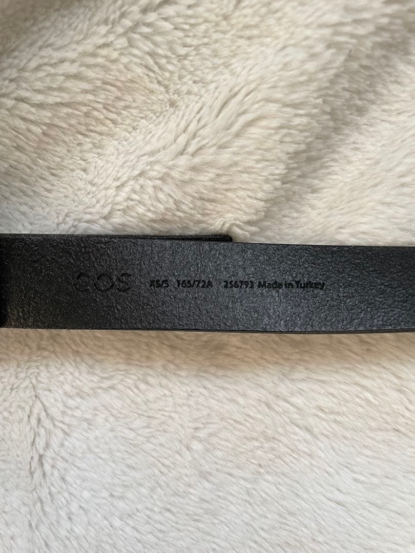 cos ボディバッグ　ウエストポーチ ブラック