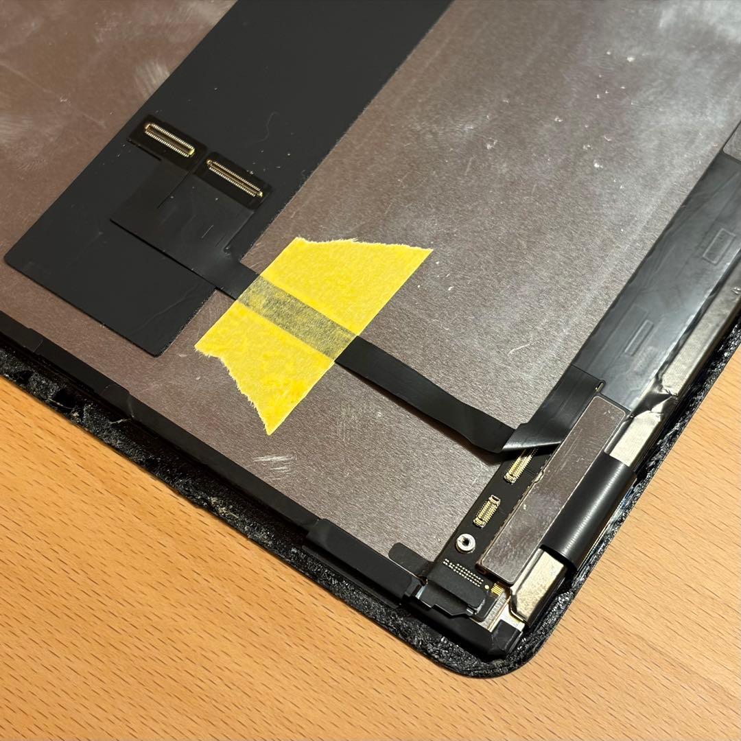 iPad Pro 11 第1世代 A1980 【液晶割れなし 基板/部品欠損】