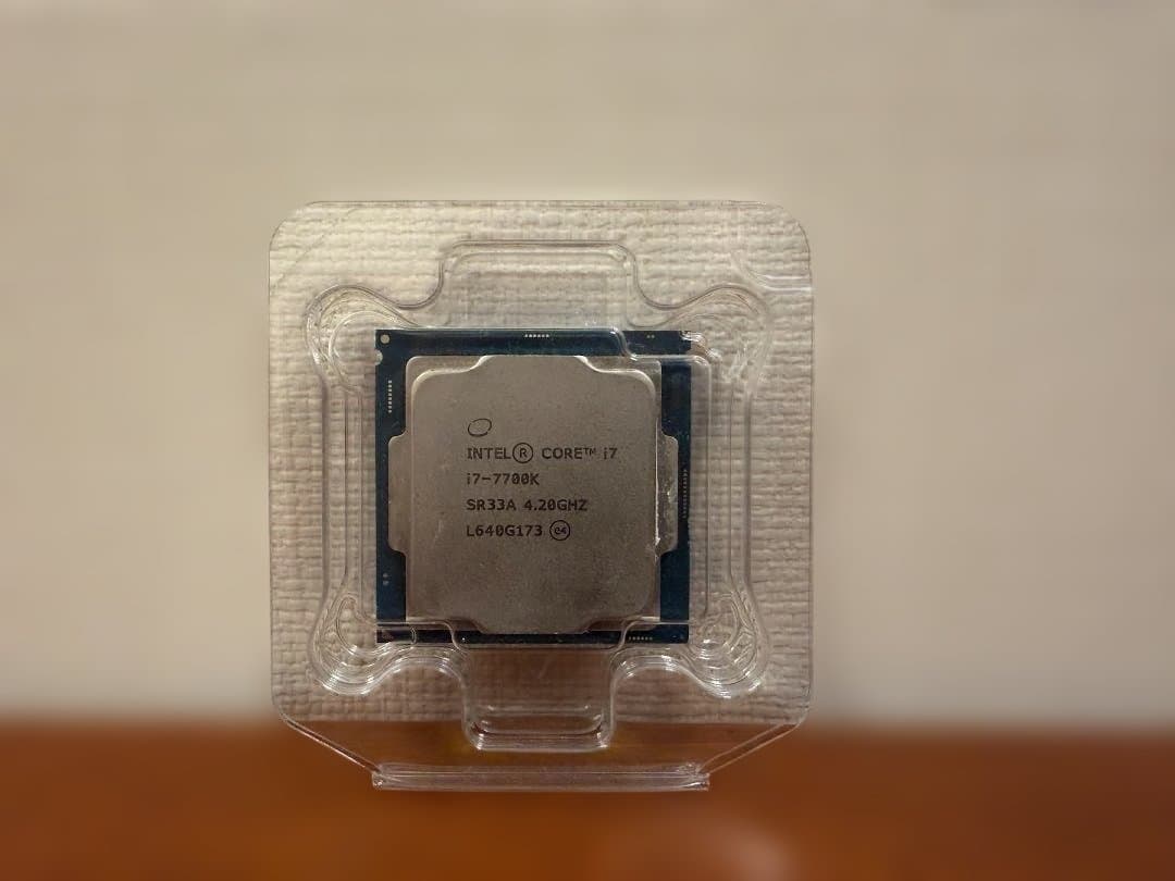 CPU Intel Core i7-7700K 4.20GHz CPU
