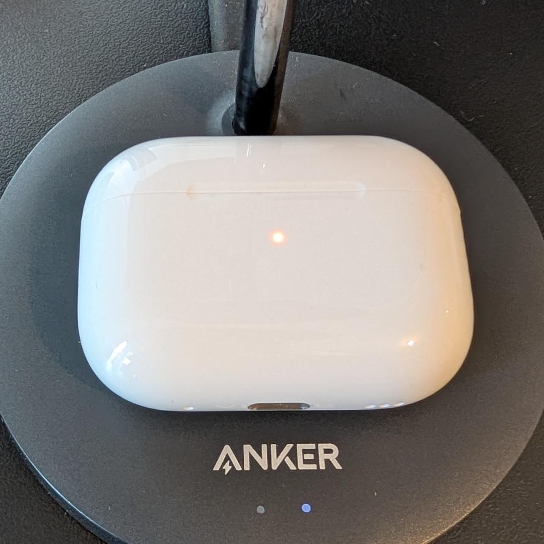 AirPods Pro 第2世代 MQD83J/A Lightning