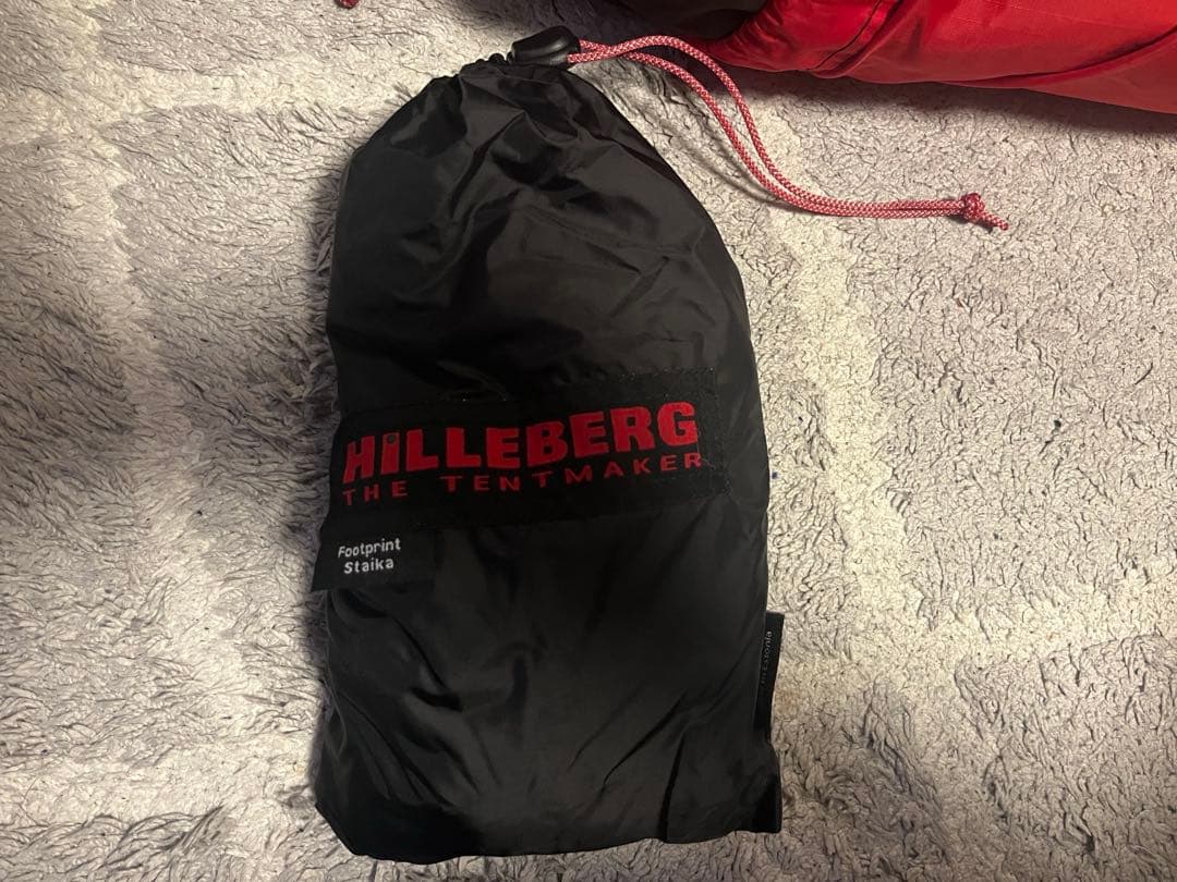 スタイカ レッド STAIKA ヒルバーグ HILLEBERG フットプリント付