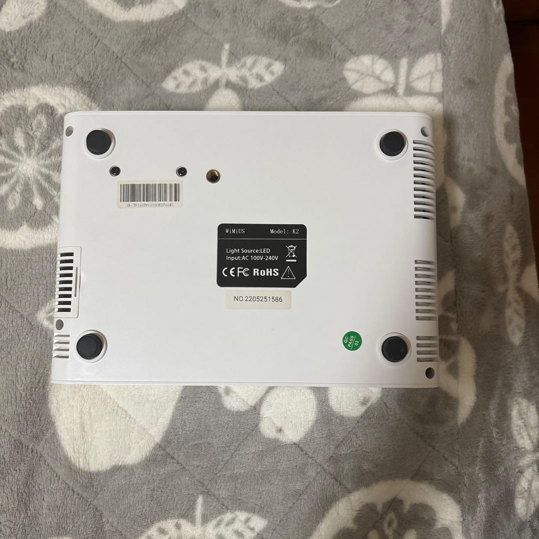 Wimius プロジェクター 本体 ホワイト