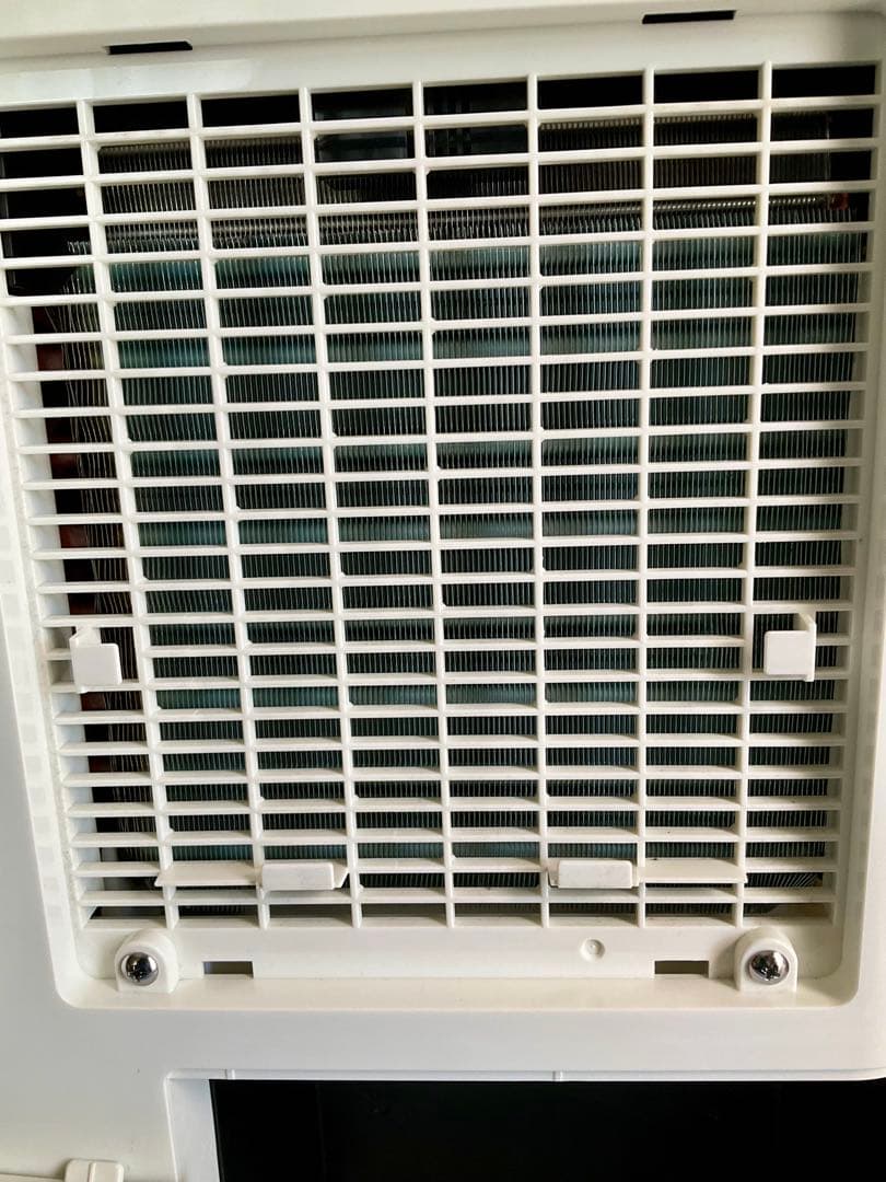 コロナ　衣類乾燥除湿機　2022年製　乾燥機　除湿機