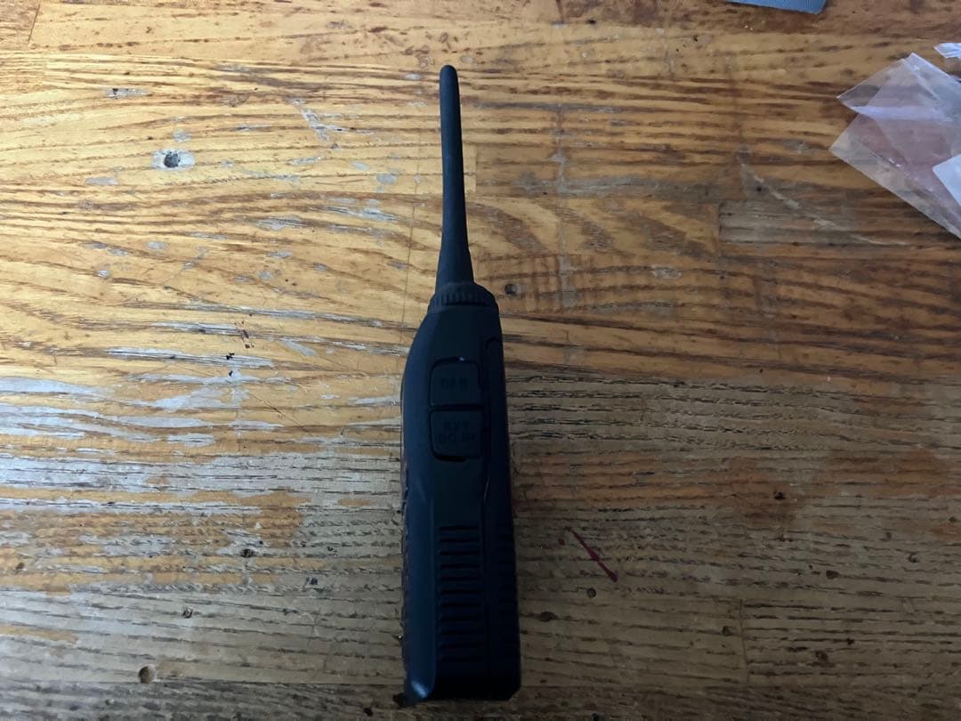 スタンダード　ハンディアマチュア無線機　VX-3