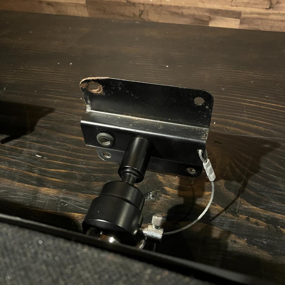 BOSE　ボーズ　スピーカー　111AD　ペア/天吊り金具付き