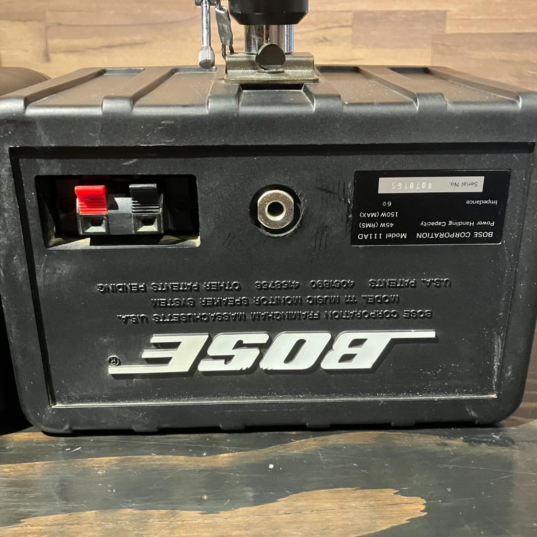 BOSE　ボーズ　スピーカー　111AD　ペア/天吊り金具付き