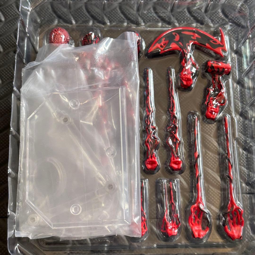 MAFEX マフェックス　ヴェノム カーネイジ