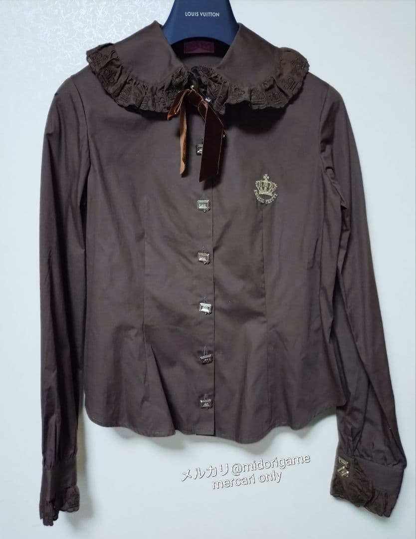 新古品タグ付き AP chocolate Piece ブラウス 王冠