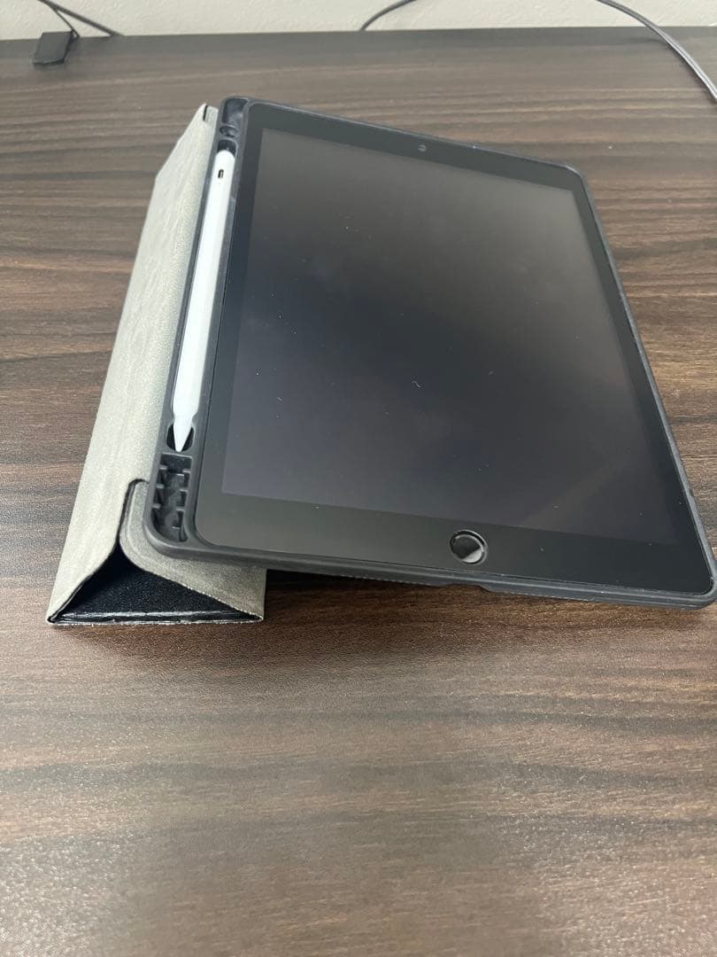 iPad 第9世代64GBスペースグレー（ケース・フィルム・pencil付属可）