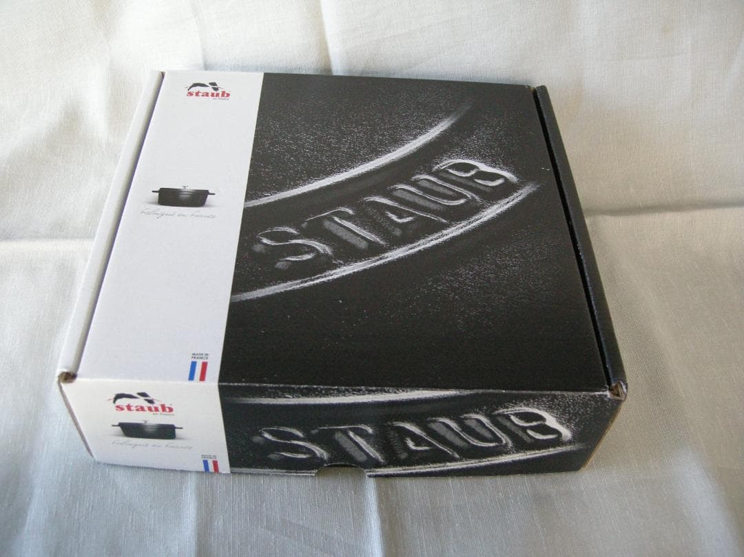 新品　ストウブ　ブレイザー　スノーフレーク　ホワイト　ソテーパン　24cm