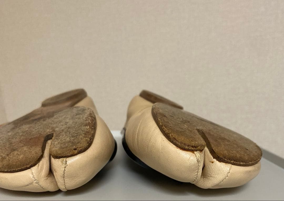 マルジェラ36足袋シューズtabiフラット