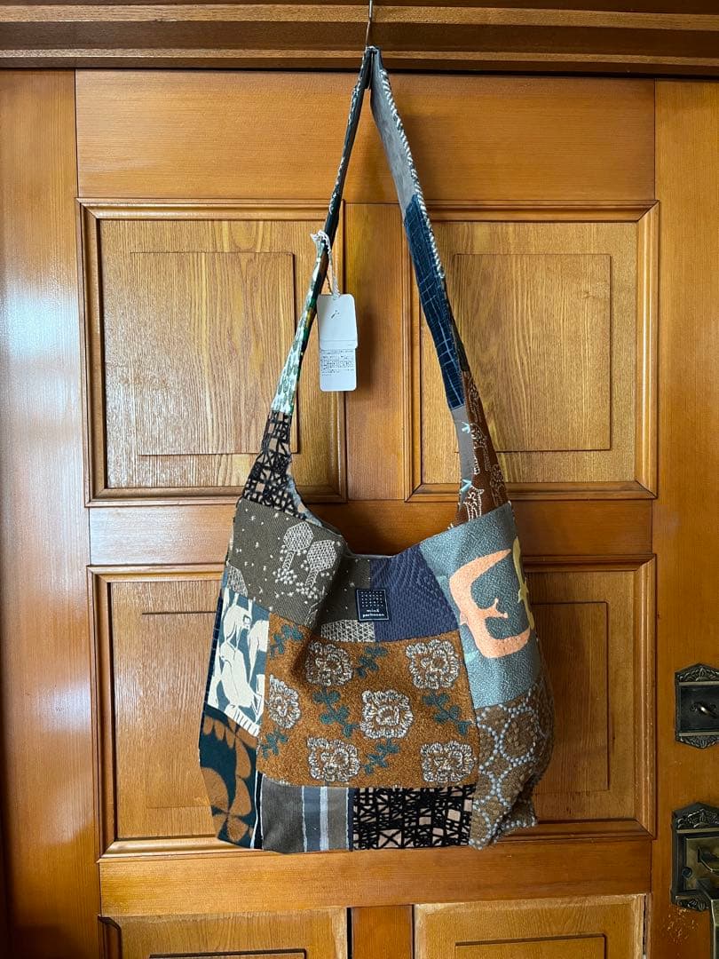 【新品】ミナペルホネン　ピースショルダーバッグ　yula タンバリン