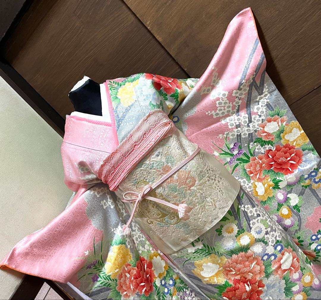 振袖フルセット6点サイズM〜Ｌ駒刺繍　渡り橋藤花房文　金彩　正絹