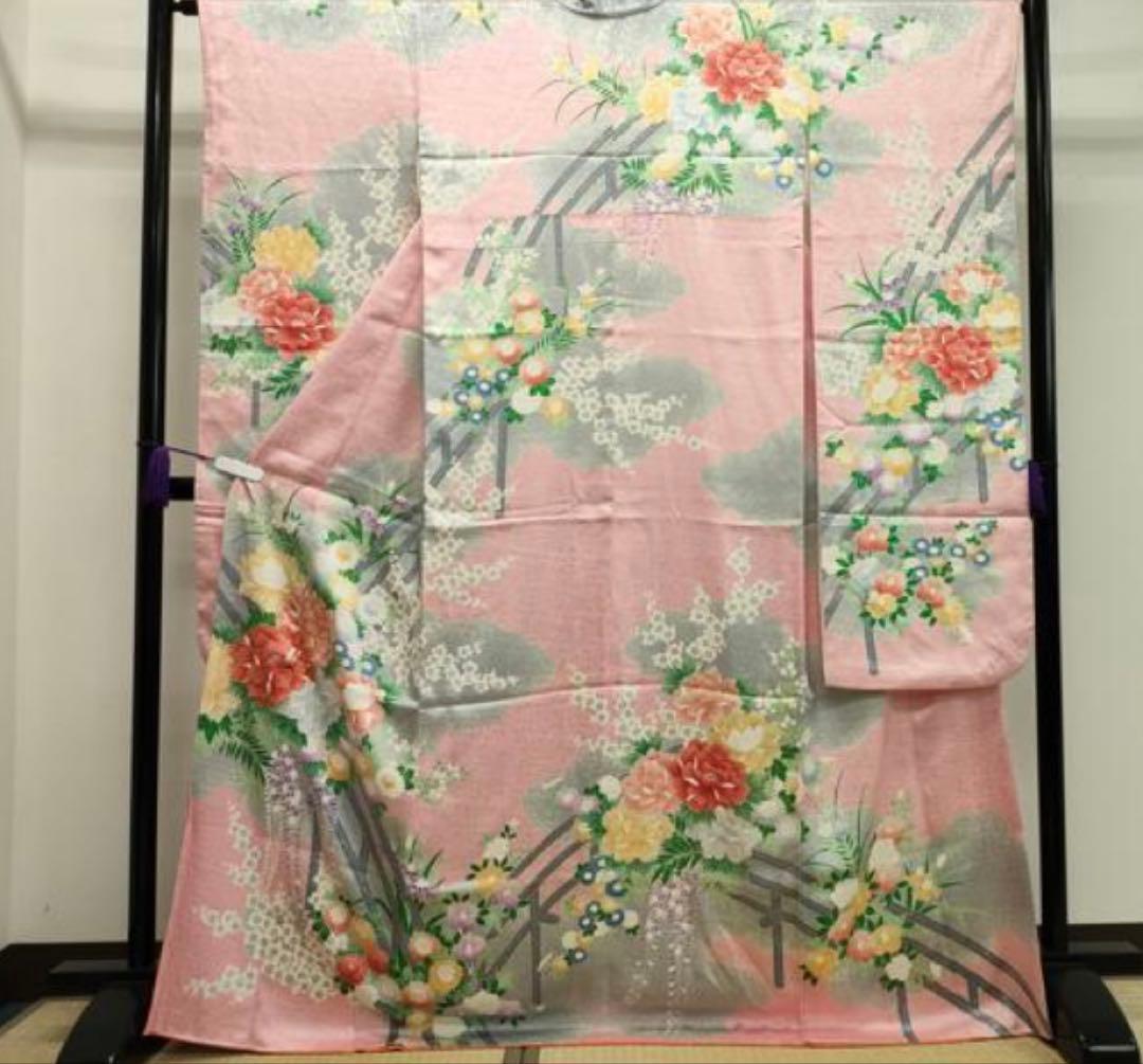 振袖フルセット6点サイズM〜Ｌ駒刺繍　渡り橋藤花房文　金彩　正絹