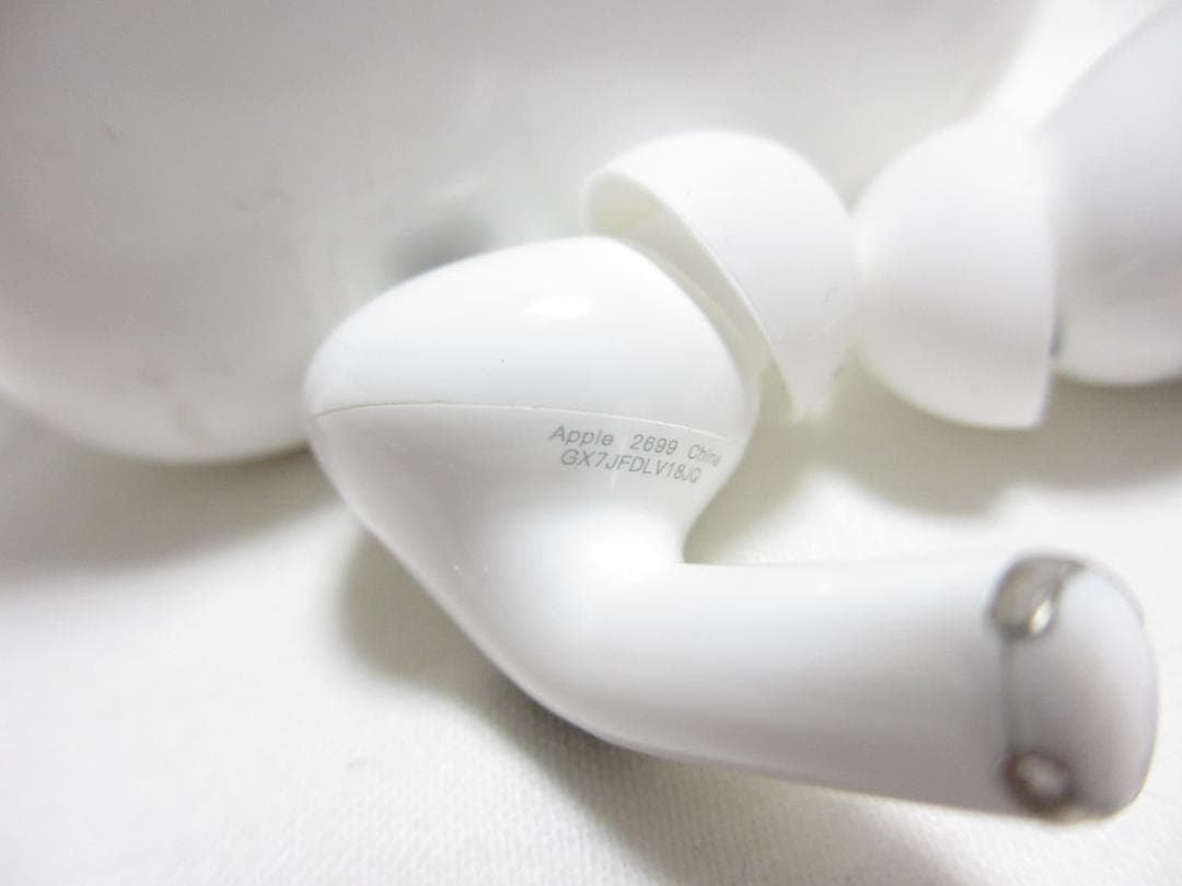 ★ Apple AirPods pro 第2世代A2698 ワイヤレスイヤホン